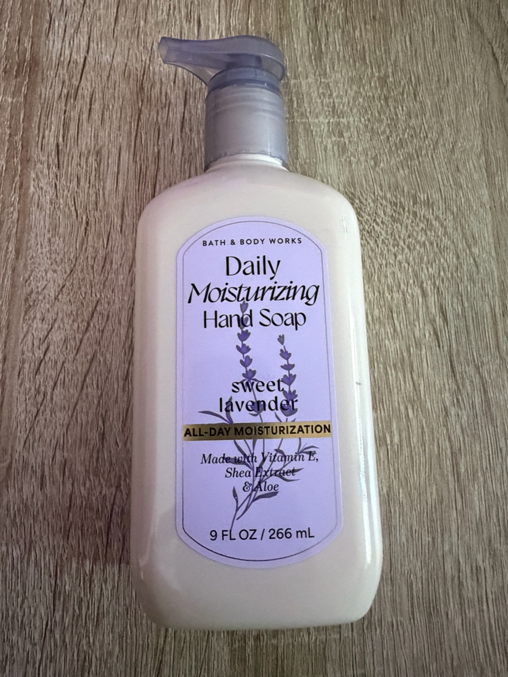 Bath & Body Works Sweet Lavender Daily Moisturizing Hand Soap